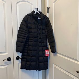 NWT The North Face Metropolis parka 2 winter jacket in size medium in TNF Black
